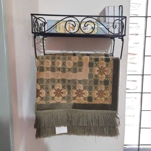 Quran and Jaynamaz Stand